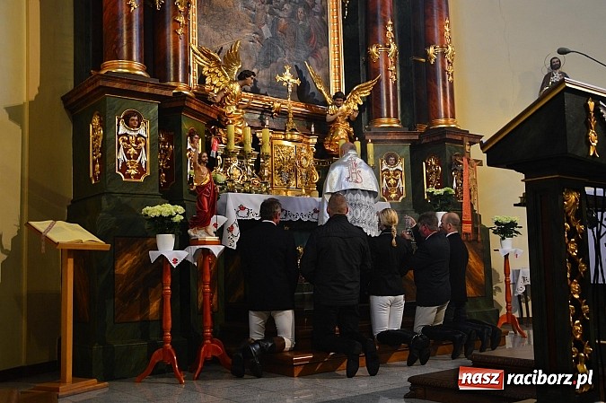 Zdjęcie w galerii na portalu naszraciborz.pl: W Bieńkowicach przed Urbanem sypnęło śniegiem wiadomości z regionu