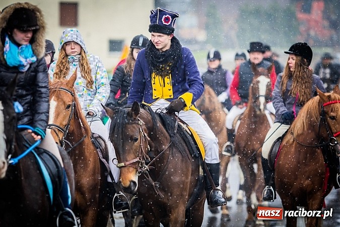 Zdjęcie w galerii na portalu naszraciborz.pl: Biskup, starosta i prezydent na procesji w Sudole wiadomości z regionu