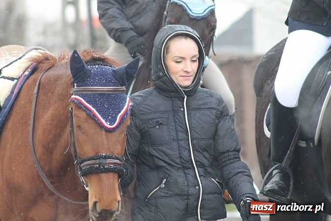 Zdjęcie w galerii na portalu naszraciborz.pl: Z okolicznych miejscowości na procesji w Zawadzie Ks. wiadomości z regionu