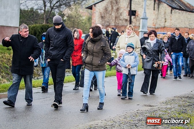 Zdjęcie w galerii na portalu naszraciborz.pl: Wyścigi konne na zakończenie procesji w Sudole wiadomości z regionu