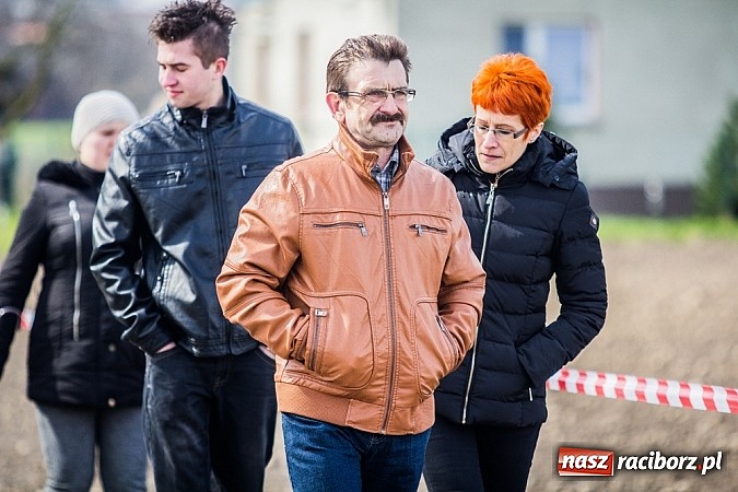 Zdjęcie w galerii na portalu naszraciborz.pl: Wyścigi konne na zakończenie procesji w Sudole wiadomości z regionu