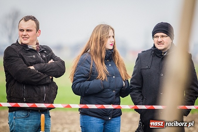 Zdjęcie w galerii na portalu naszraciborz.pl: Wyścigi konne na zakończenie procesji w Sudole wiadomości z regionu