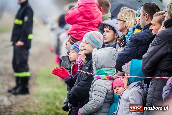 Zdjęcie w galerii na portalu naszraciborz.pl: Wyścigi konne na zakończenie procesji w Sudole wiadomości z regionu