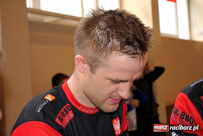 Zdjęcie w galerii na portalu naszraciborz.pl: Krystian Herba pobił Rekord Guinnessa w Taipei 101 wiadomości z regionu