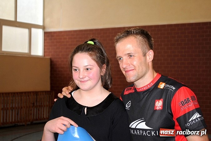 Zdjęcie w galerii na portalu naszraciborz.pl: Krystian Herba pobił Rekord Guinnessa w Taipei 101 wiadomości z regionu