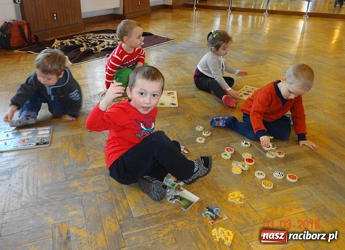 Zdjęcie w galerii na portalu naszraciborz.pl: Wsiadaj zimo na sanki i uciekaj już wiadomości z regionu