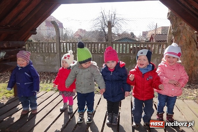 Zdjęcie w galerii na portalu naszraciborz.pl: Wsiadaj zimo na sanki i uciekaj już wiadomości z regionu