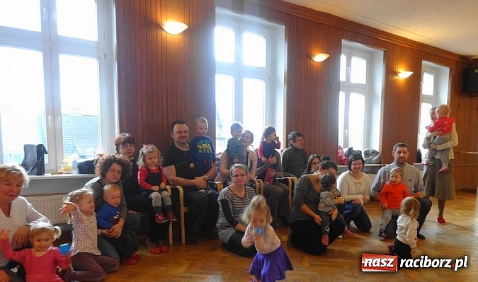 Zdjęcie w galerii na portalu naszraciborz.pl: Wsiadaj zimo na sanki i uciekaj już wiadomości z regionu