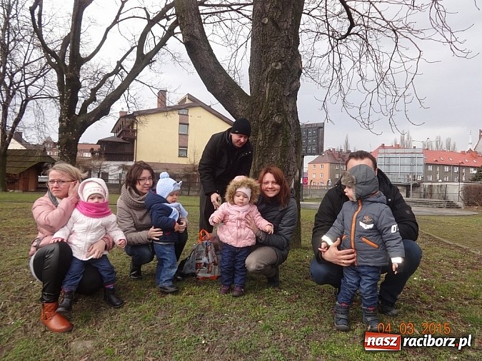 Zdjęcie w galerii na portalu naszraciborz.pl: Wsiadaj zimo na sanki i uciekaj już wiadomości z regionu