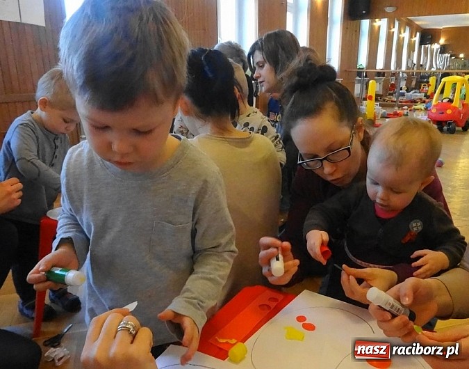 Zdjęcie w galerii na portalu naszraciborz.pl: Wsiadaj zimo na sanki i uciekaj już wiadomości z regionu