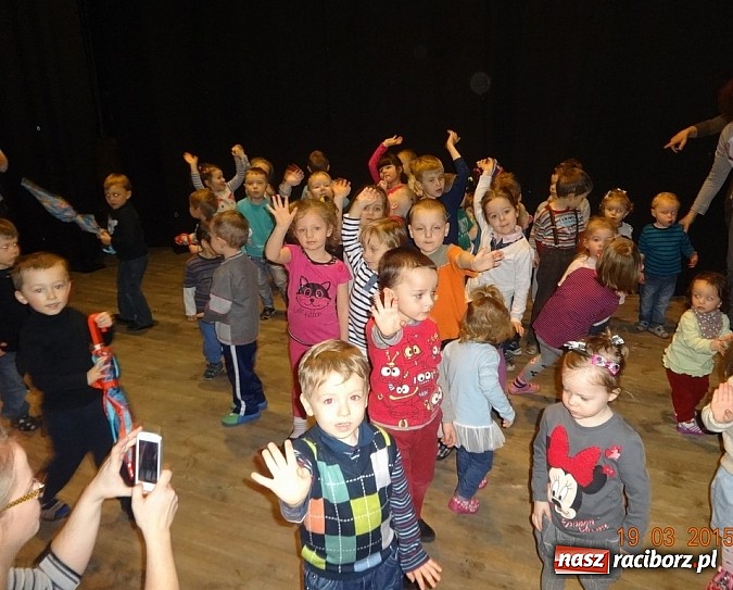 Zdjęcie w galerii na portalu naszraciborz.pl: Wsiadaj zimo na sanki i uciekaj już wiadomości z regionu