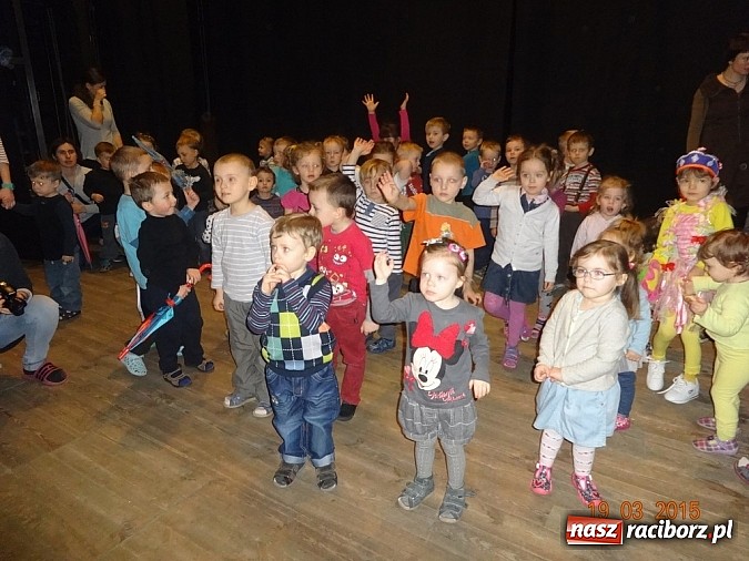 Zdjęcie w galerii na portalu naszraciborz.pl: Wsiadaj zimo na sanki i uciekaj już wiadomości z regionu