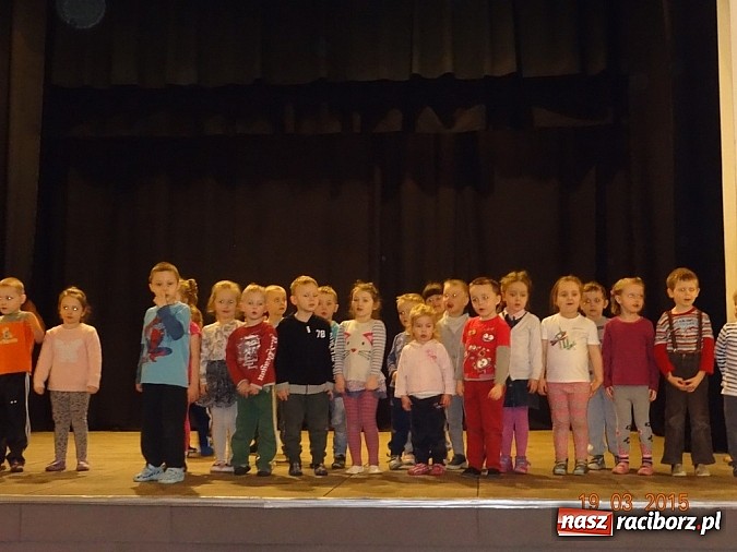 Zdjęcie w galerii na portalu naszraciborz.pl: Wsiadaj zimo na sanki i uciekaj już wiadomości z regionu
