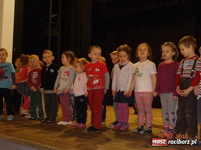 Zdjęcie w galerii na portalu naszraciborz.pl: Wsiadaj zimo na sanki i uciekaj już wiadomości z regionu