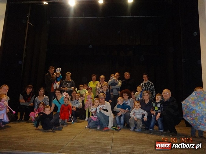 Zdjęcie w galerii na portalu naszraciborz.pl: Wsiadaj zimo na sanki i uciekaj już wiadomości z regionu