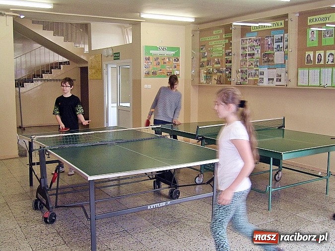 Zdjęcie w galerii na portalu naszraciborz.pl: Wczoraj grano o zajączka wielkanocnego   wiadomości z regionu