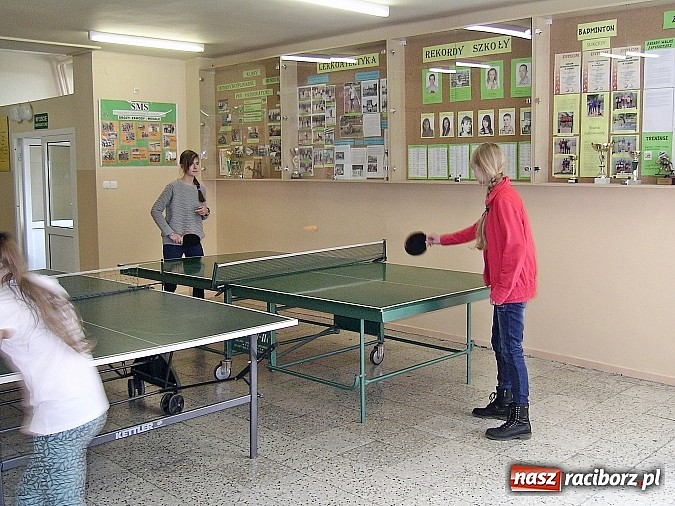 Zdjęcie w galerii na portalu naszraciborz.pl: Wczoraj grano o zajączka wielkanocnego   wiadomości z regionu