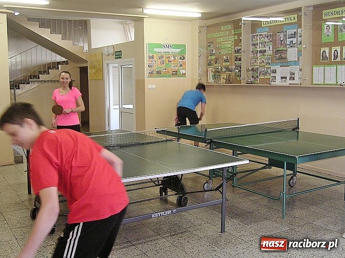 Zdjęcie w galerii na portalu naszraciborz.pl: Wczoraj grano o zajączka wielkanocnego   wiadomości z regionu