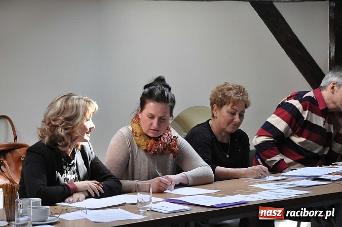 Zdjęcie w galerii na portalu naszraciborz.pl: Hotelarstwo w teorii i praktyce - konkurs w raciborskiej Polonii wiadomości z regionu