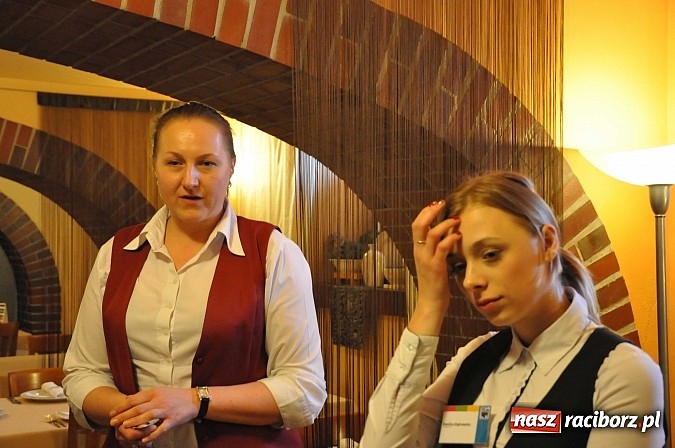 Zdjęcie w galerii na portalu naszraciborz.pl: Hotelarstwo w teorii i praktyce - konkurs w raciborskiej Polonii wiadomości z regionu