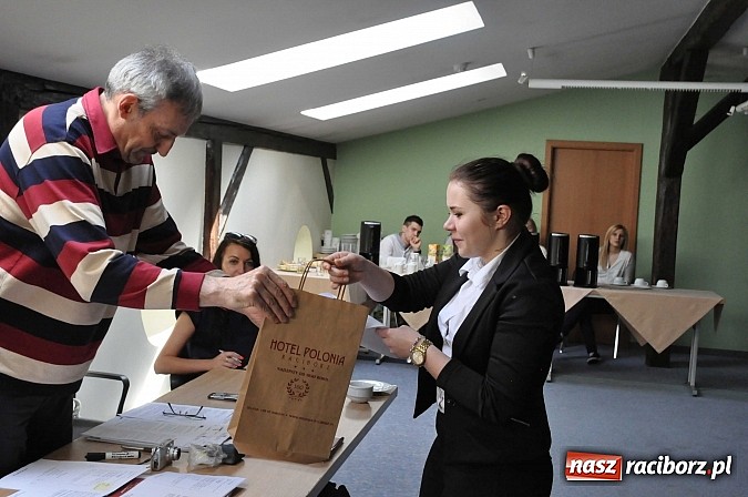 Zdjęcie w galerii na portalu naszraciborz.pl: Hotelarstwo w teorii i praktyce - konkurs w raciborskiej Polonii wiadomości z regionu