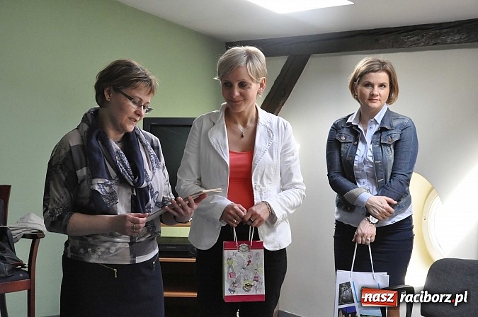 Zdjęcie w galerii na portalu naszraciborz.pl: Hotelarstwo w teorii i praktyce - konkurs w raciborskiej Polonii wiadomości z regionu