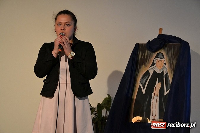 Zdjęcie w galerii na portalu naszraciborz.pl: Ofka Piastówna - akademia i wieczornica poświęcona raciborskiej dominikance za nami wiadomości z regionu