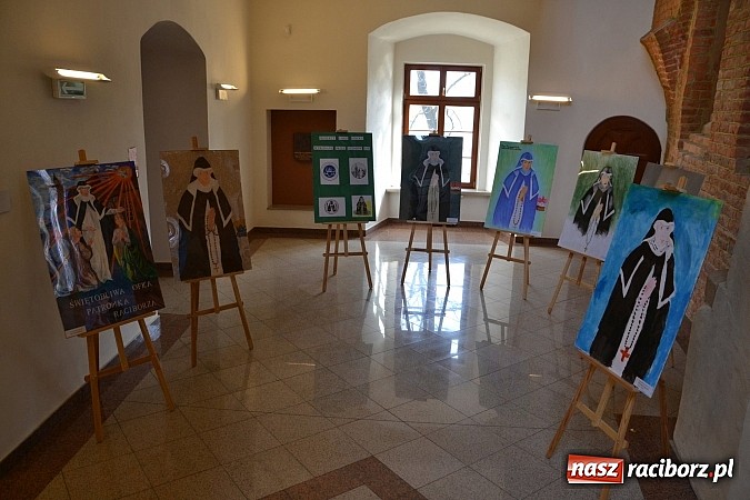 Zdjęcie w galerii na portalu naszraciborz.pl: Ofka Piastówna - akademia i wieczornica poświęcona raciborskiej dominikance za nami wiadomości z regionu