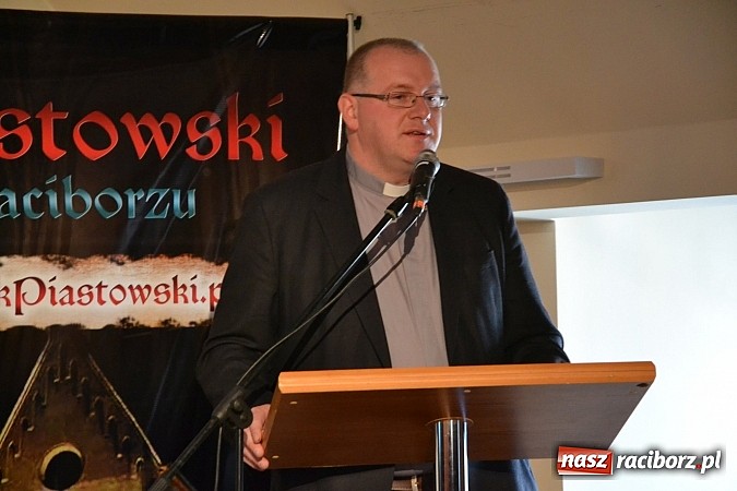 Zdjęcie w galerii na portalu naszraciborz.pl: Ofka Piastówna - akademia i wieczornica poświęcona raciborskiej dominikance za nami wiadomości z regionu