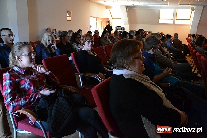 Zdjęcie w galerii na portalu naszraciborz.pl: Ofka Piastówna - akademia i wieczornica poświęcona raciborskiej dominikance za nami wiadomości z regionu