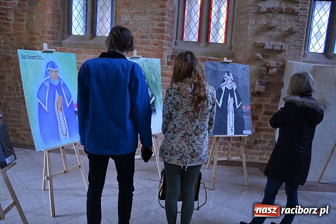 Zdjęcie w galerii na portalu naszraciborz.pl: Ofka Piastówna - akademia i wieczornica poświęcona raciborskiej dominikance za nami wiadomości z regionu