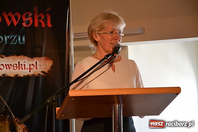 Zdjęcie w galerii na portalu naszraciborz.pl: Ofka Piastówna - akademia i wieczornica poświęcona raciborskiej dominikance za nami wiadomości z regionu