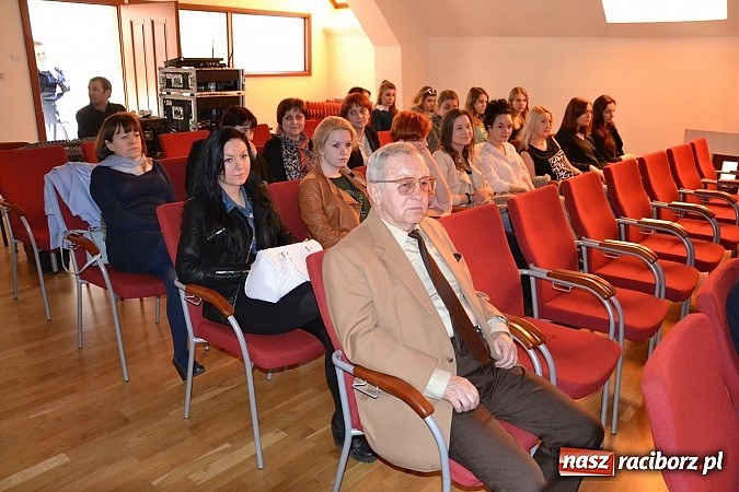 Zdjęcie w galerii na portalu naszraciborz.pl: Ofka Piastówna - akademia i wieczornica poświęcona raciborskiej dominikance za nami wiadomości z regionu