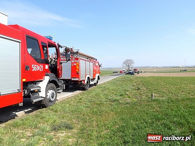 Zdjęcie w galerii na portalu naszraciborz.pl: 37-latka z tej skody miała 1,5 promila. Wiozła dwójkę dzieci. Samochód wypadł z jezdni na łuku drogi Krzanowice-Pietraszyn! wiadomości z regionu