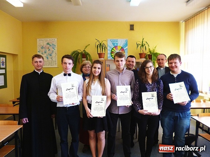 Zdjęcie w galerii na portalu naszraciborz.pl: Znają myśli Jana Pawła II wiadomości z regionu