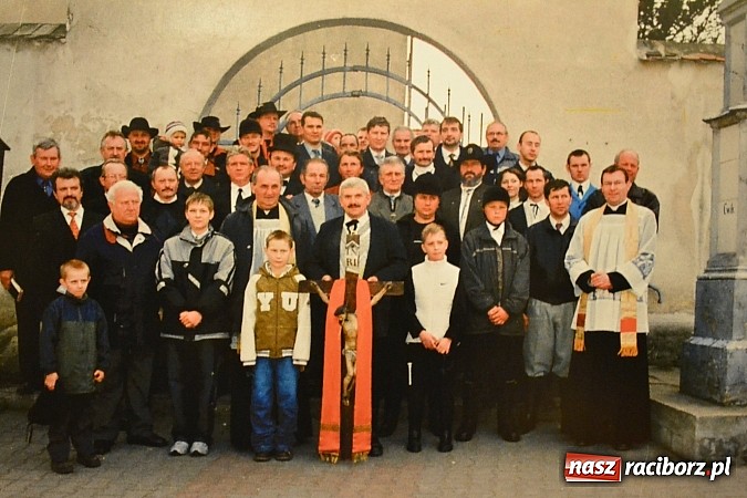 Zdjęcie w galerii na portalu naszraciborz.pl: Wielkanocna procesja konna w Bieńkowicach – finisaż wystawy na zamku wiadomości z regionu