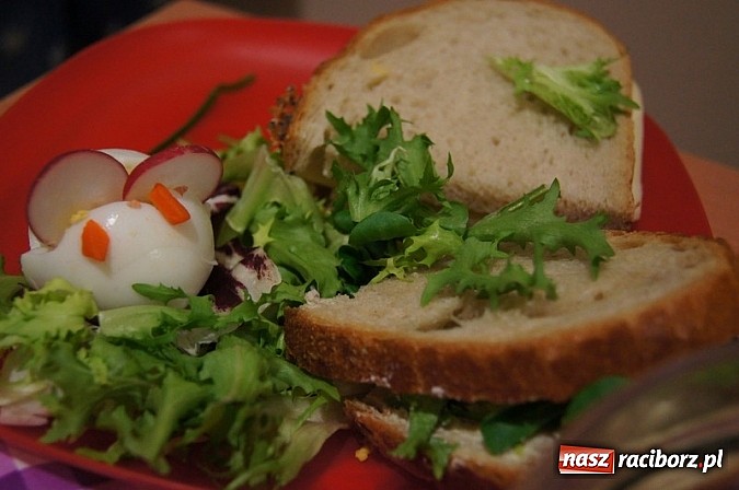 Zdjęcie w galerii na portalu naszraciborz.pl: Na dobry początek dnia...  wiadomości z regionu