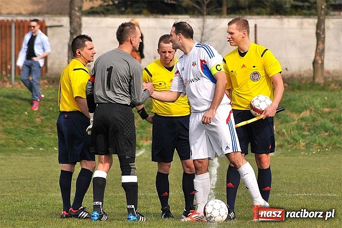 Zdjęcie w galerii na portalu naszraciborz.pl: Rafako nie dało rady liderowi. Mecz na szczycie dla Granicy Ruptawa wiadomości z regionu