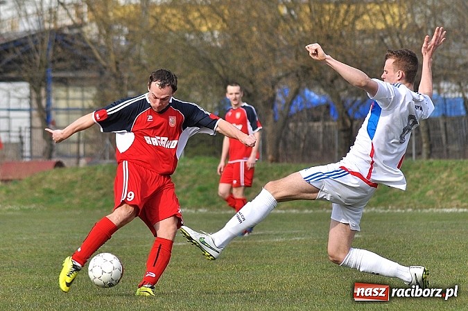 Zdjęcie w galerii na portalu naszraciborz.pl: Rafako nie dało rady liderowi. Mecz na szczycie dla Granicy Ruptawa wiadomości z regionu