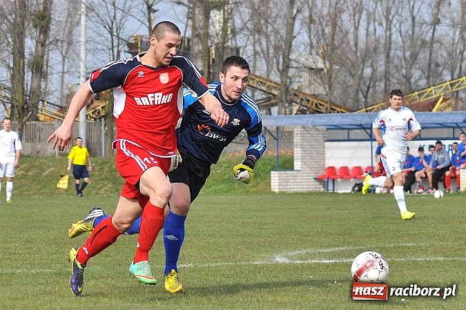 Zdjęcie w galerii na portalu naszraciborz.pl: Rafako nie dało rady liderowi. Mecz na szczycie dla Granicy Ruptawa wiadomości z regionu