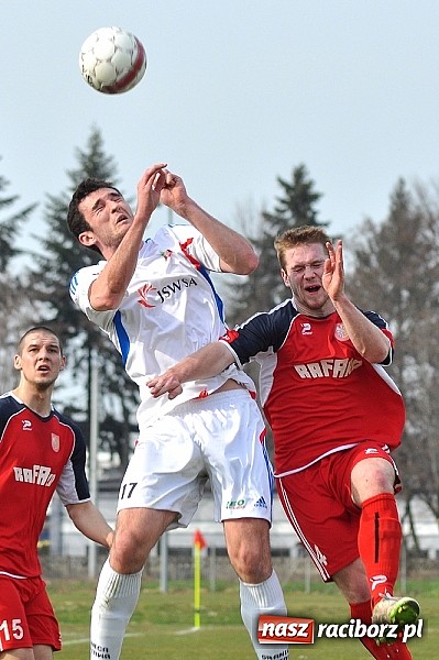 Zdjęcie w galerii na portalu naszraciborz.pl: Rafako nie dało rady liderowi. Mecz na szczycie dla Granicy Ruptawa wiadomości z regionu