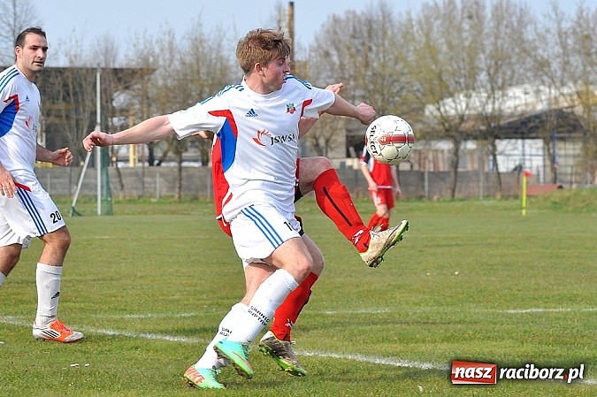 Zdjęcie w galerii na portalu naszraciborz.pl: Rafako nie dało rady liderowi. Mecz na szczycie dla Granicy Ruptawa wiadomości z regionu