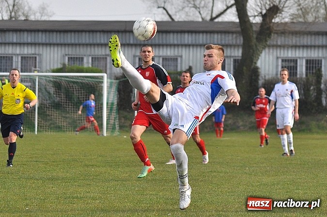 Zdjęcie w galerii na portalu naszraciborz.pl: Rafako nie dało rady liderowi. Mecz na szczycie dla Granicy Ruptawa wiadomości z regionu