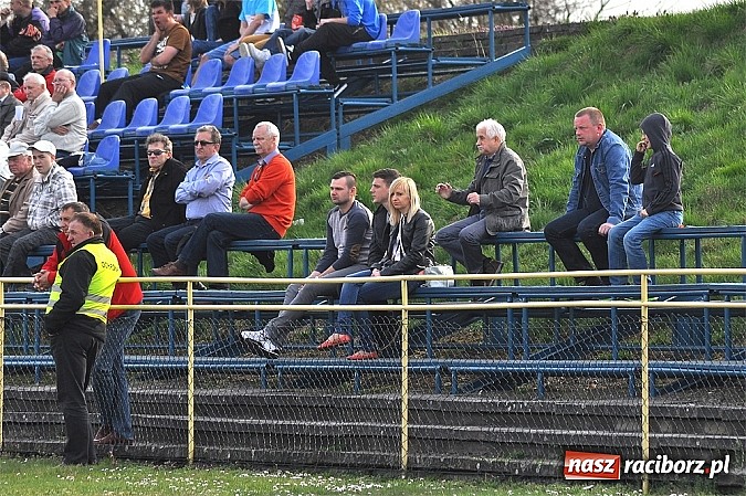 Zdjęcie w galerii na portalu naszraciborz.pl: Rafako nie dało rady liderowi. Mecz na szczycie dla Granicy Ruptawa wiadomości z regionu