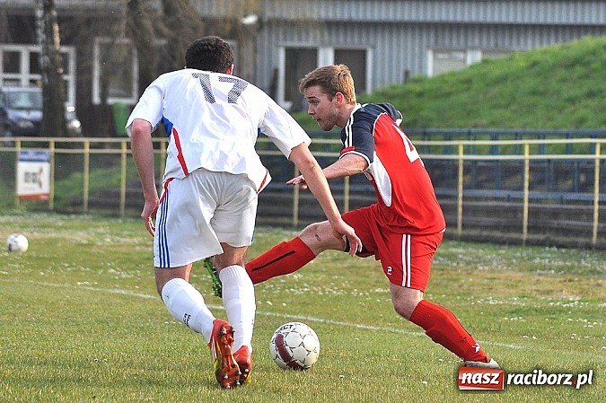 Zdjęcie w galerii na portalu naszraciborz.pl: Rafako nie dało rady liderowi. Mecz na szczycie dla Granicy Ruptawa wiadomości z regionu