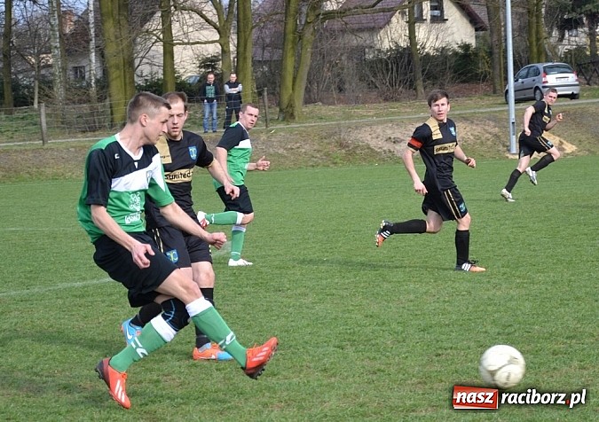 Zdjęcie w galerii na portalu naszraciborz.pl: Procek i Wilisz wyważyli bramę. Zameczek zdobyty! wiadomości z regionu