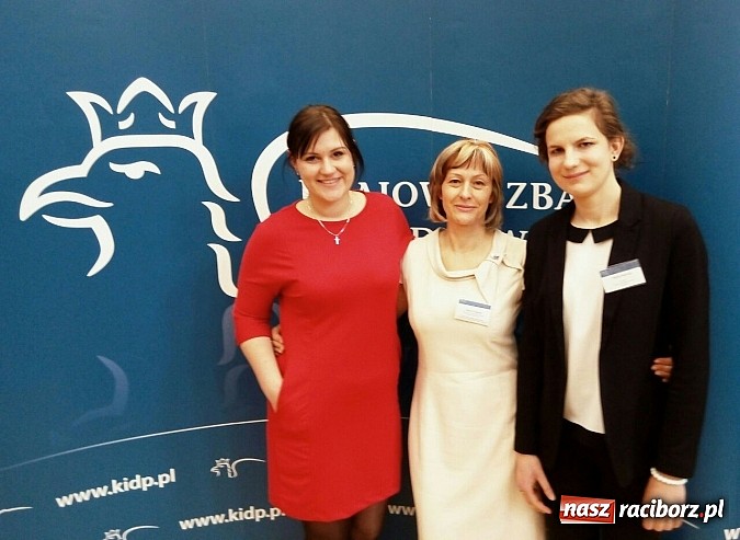 Zdjęcie w galerii na portalu naszraciborz.pl: Nikola Jureczko laureatką w og&oacute;lnopolskim konkursie podatkowym! wiadomości z regionu