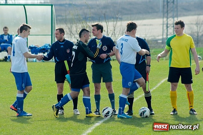 Zdjęcie w galerii na portalu naszraciborz.pl: Derby Raciborza: Wymęczone zwycięstwo Brzezia wiadomości z regionu