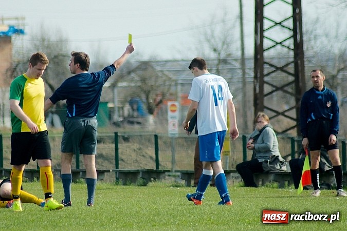 Zdjęcie w galerii na portalu naszraciborz.pl: Derby Raciborza: Wymęczone zwycięstwo Brzezia wiadomości z regionu