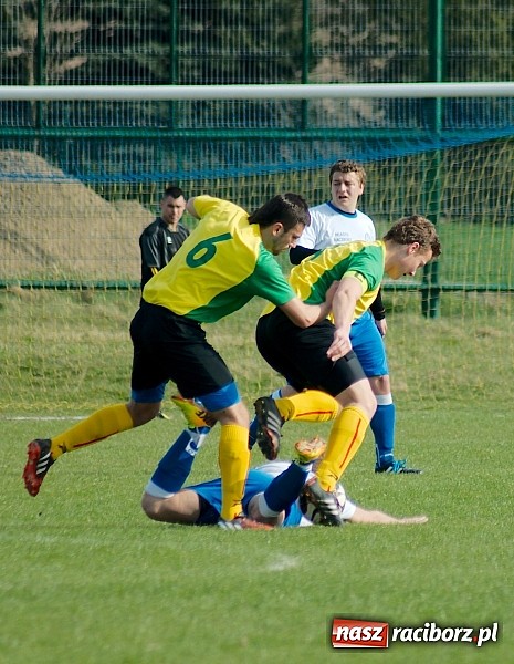 Zdjęcie w galerii na portalu naszraciborz.pl: Derby Raciborza: Wymęczone zwycięstwo Brzezia wiadomości z regionu